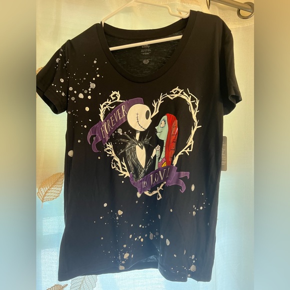 Disney Tops - Nightmare Before Christmas Women’s Tshirt Small